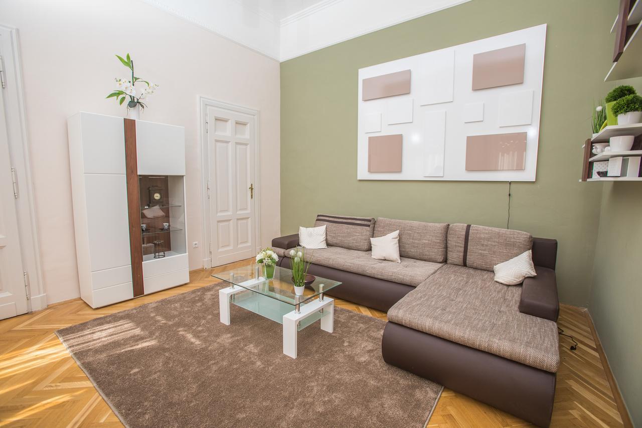 Novak Apartman Szeged Exterior photo